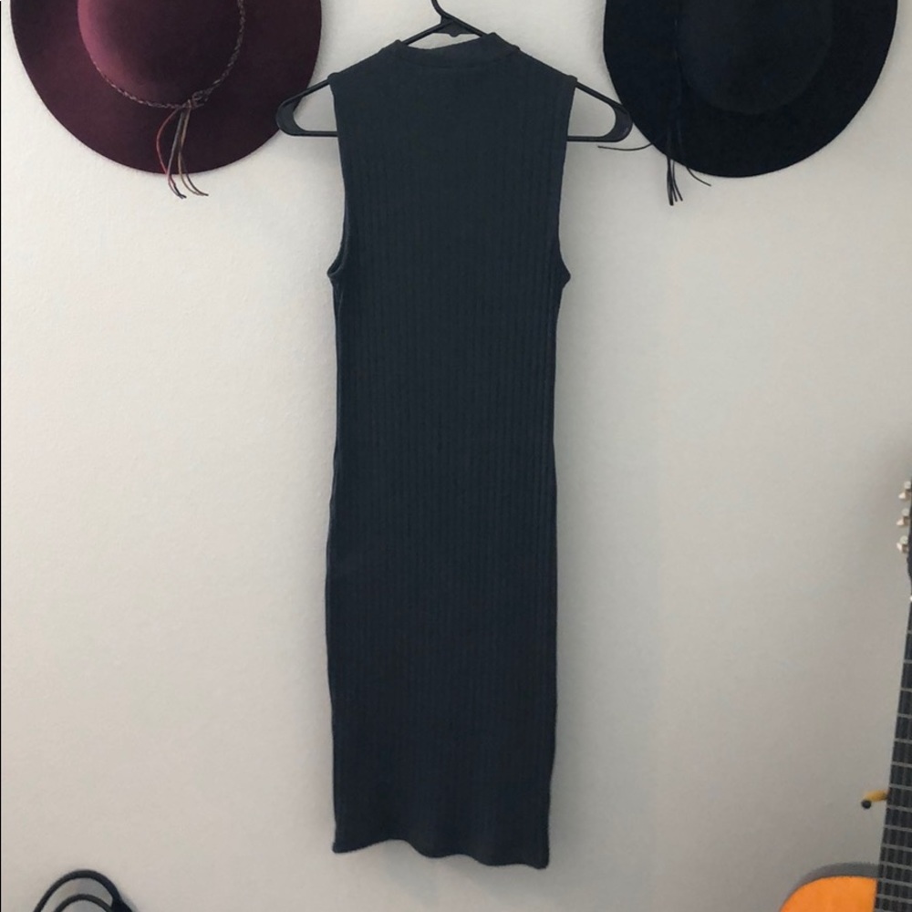 Grey bodycon ribbed dress